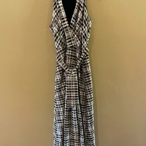 Beautiful floor length formal dress